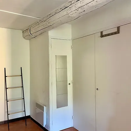 Apartment Cosy En Plein Centre De Hyeres